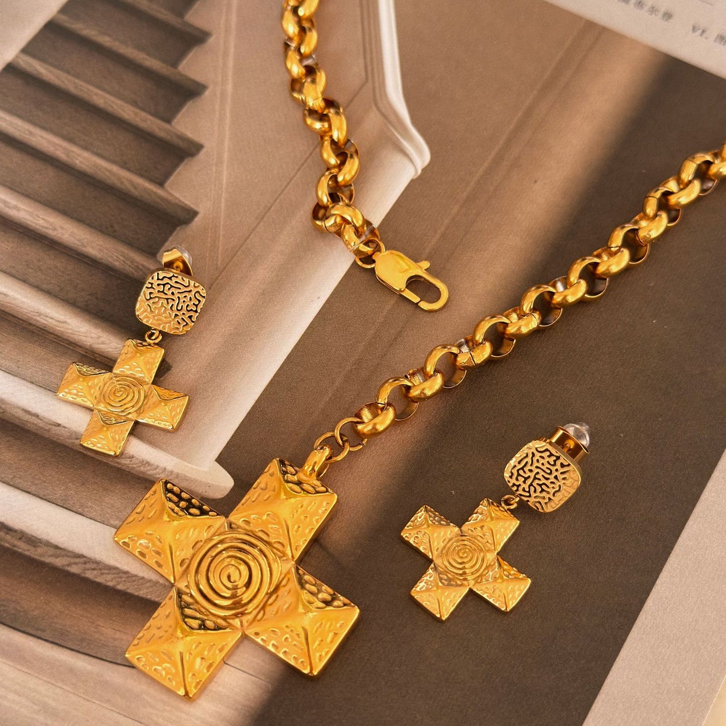 titanium steel 18k gold plated retro cross plating pendant necklace