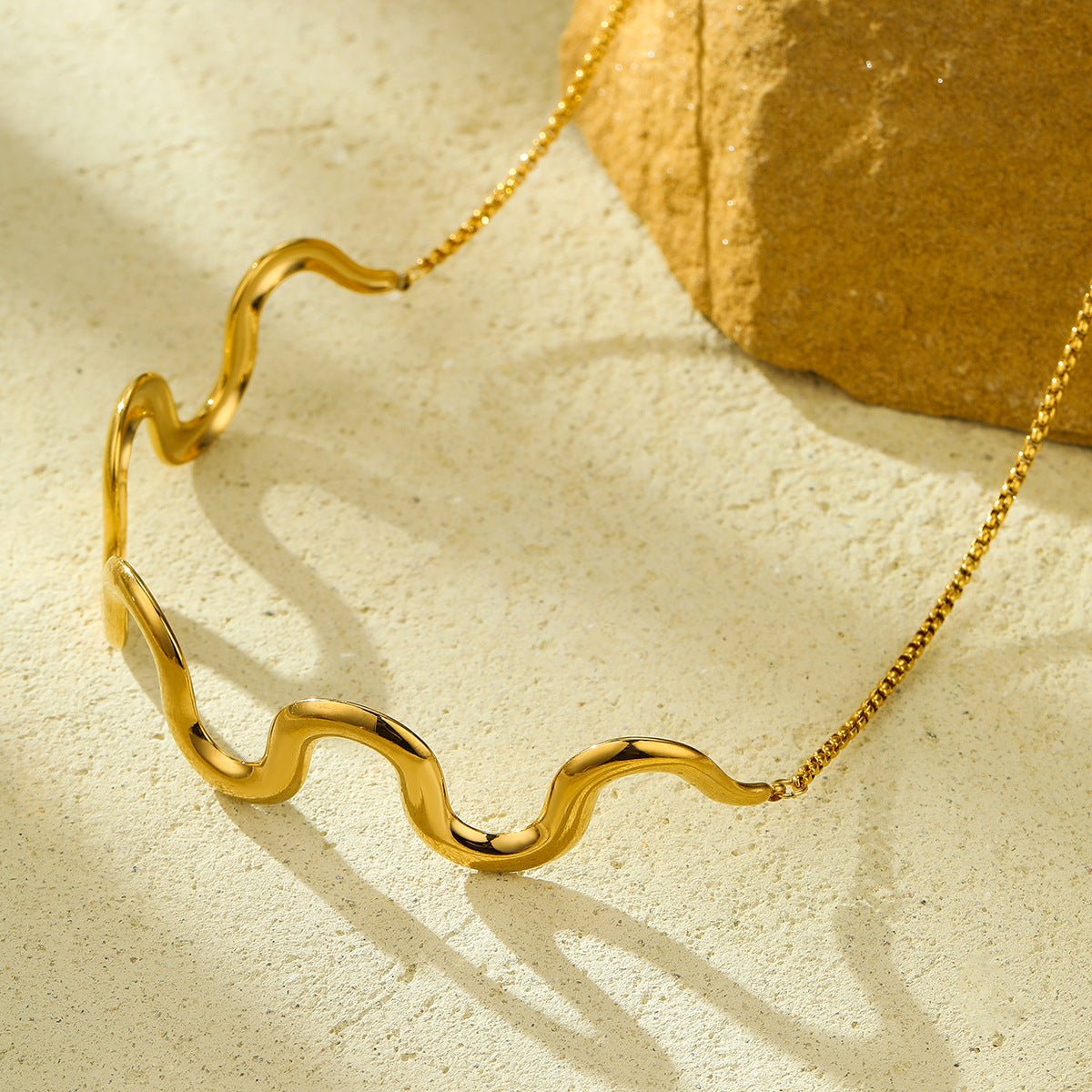 Retro Simple Style Waves 304 Stainless Steel 18K Gold Plated Necklace In Bulk