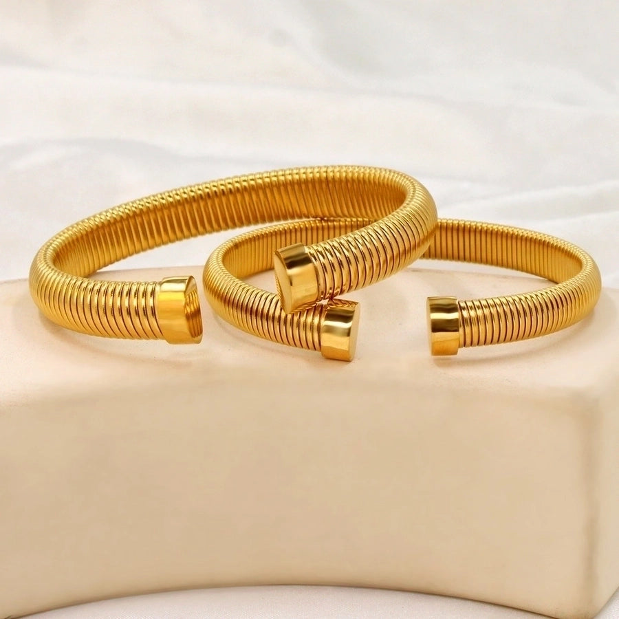 Simple Style Classic Style Solid Color 304 Stainless Steel 18K Gold Plated Bangle In Bulk