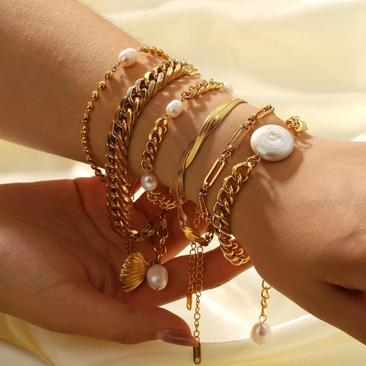 Hip-Hop Vintage Style Solid Color Stainless Steel 18K Gold Plated Freshwater Pearl Bracelets In Bulk