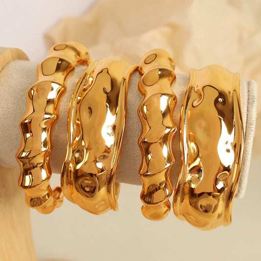 Elegant Vintage Style Geometric Solid Color 304 Stainless Steel 18K Gold Plated Cuff Bracelets In Bulk