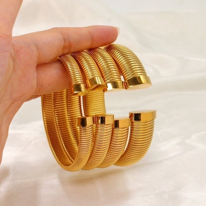 Simple Style Classic Style Solid Color 304 Stainless Steel 18K Gold Plated Bangle In Bulk